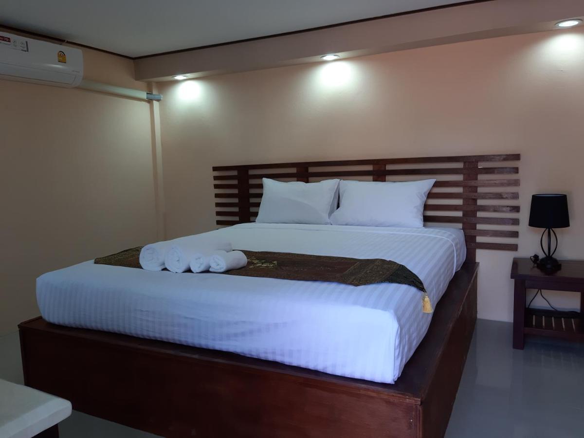 The Windsor Boutique Resort 춤폰 외부 사진
