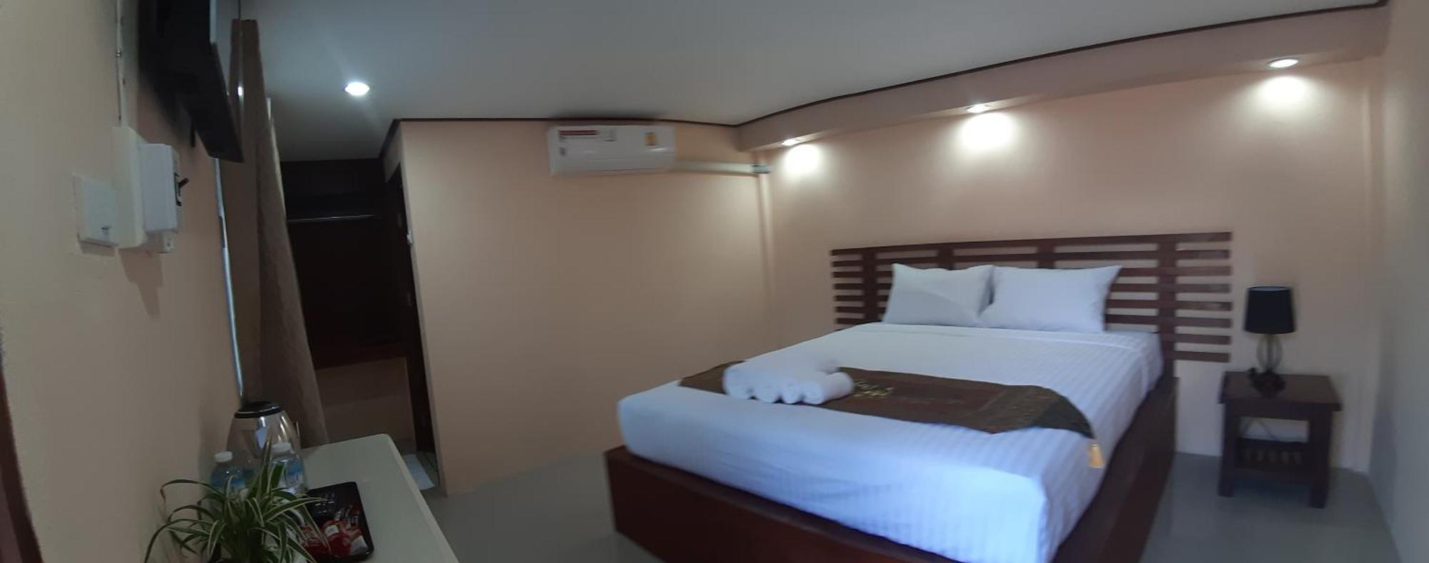 The Windsor Boutique Resort 춤폰 외부 사진