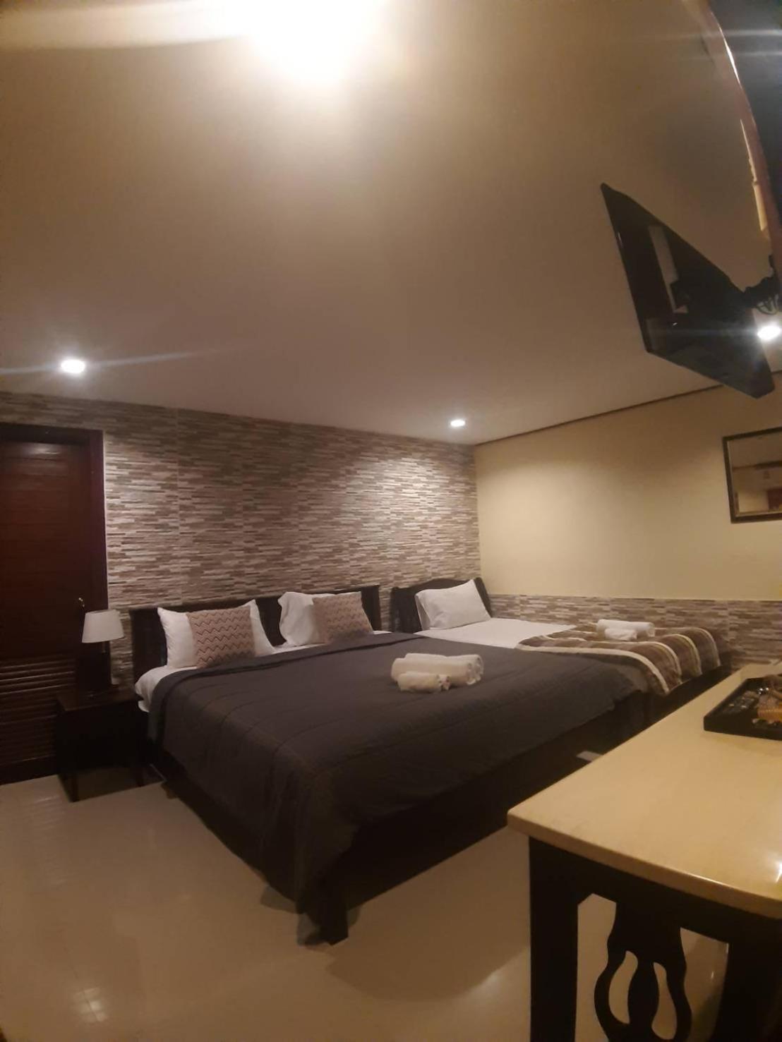 The Windsor Boutique Resort 춤폰 외부 사진